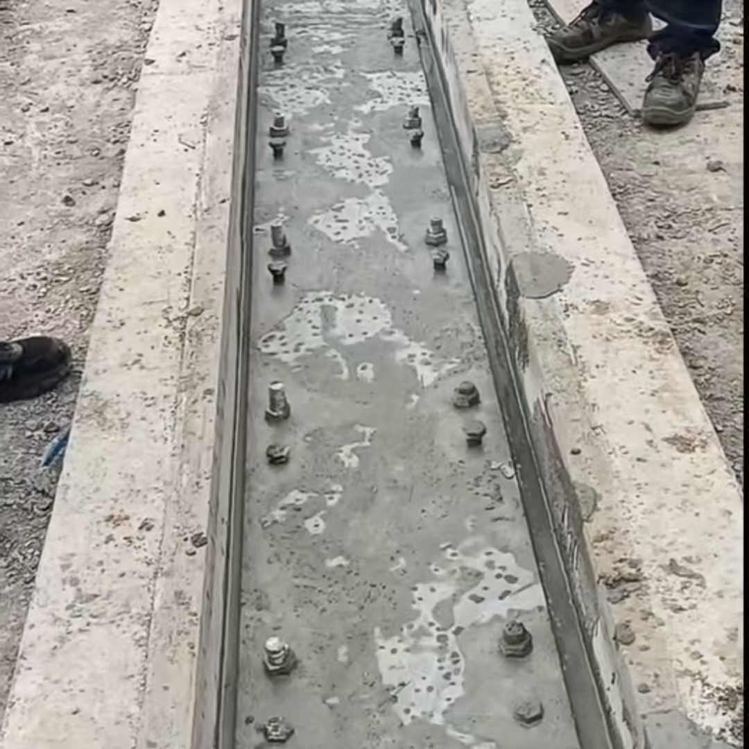 新浦环氧树脂轨道胶泥是什么？用在哪里？